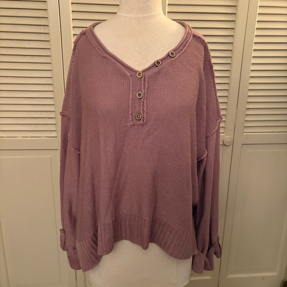 Beautiful Relaxed Fit Mauve Sweater by Wonderly with Button Detail - EUC - XXL